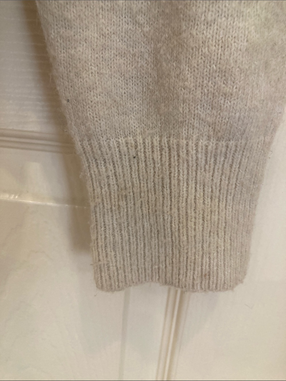 H&M Red and Cream Patterned Knit Sweater - Picture 9 of 10